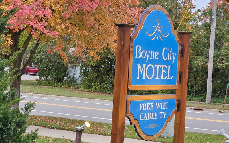 Boyne City Motel - Web Listing (newer photo)
